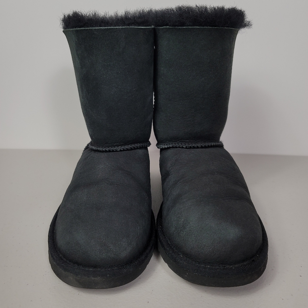 UGG Australia  BAILEY BOW SHORT BOOTS SUEDE US 5 - Picture 5 of 9